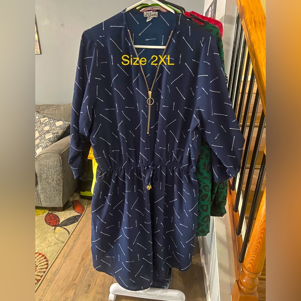 Navy blue dress with arrow print size 2X